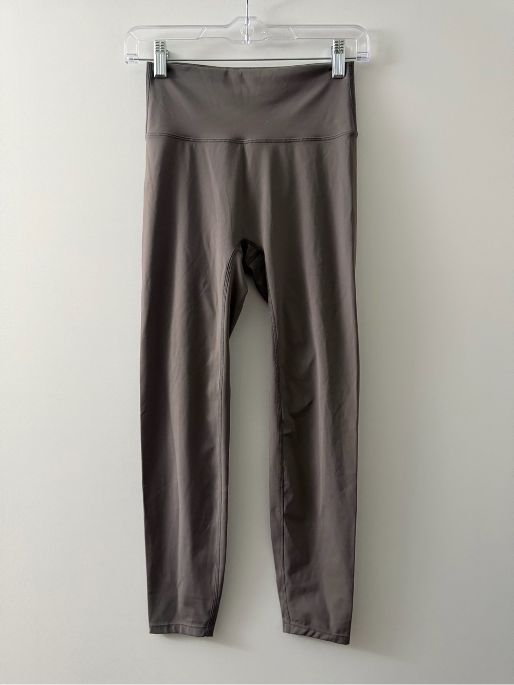 Adanola Size Medium Ultimate Leggings Skinny Leg Slim Fit High Rise Gray Used